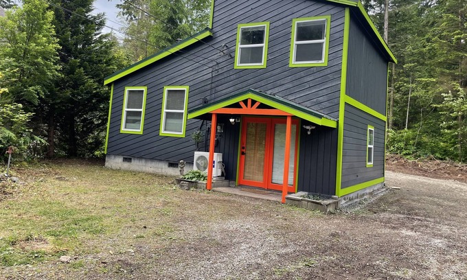 Peaceful Valley Cabin | Silver Spruce Retreat