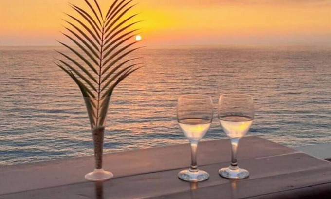 Aamchit Apartment | Silvia's romantic Byblos beachfront Duplex with an amazing sea view