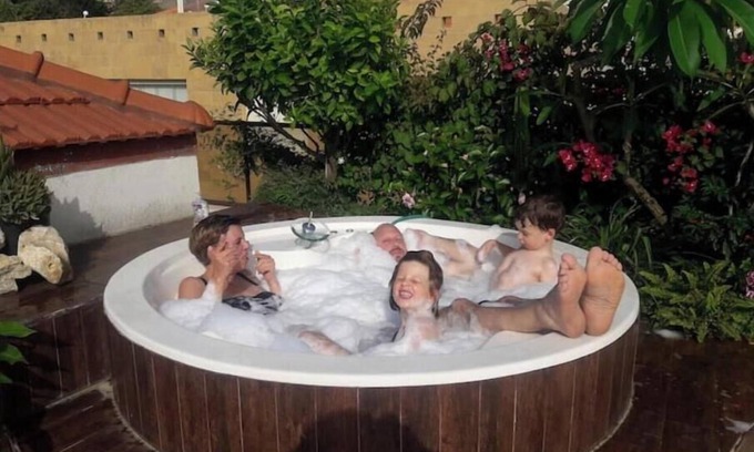 Ghazir Apartment | Silvia's romantic loft/24h electr./private jacuzzi