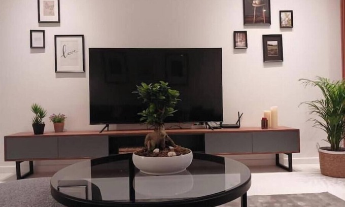 Hamra Apartment | Silvia's Stylish top-notch 2 BR apartment