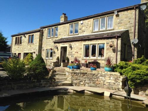 Skipton Apartment | Simon’s Seat View