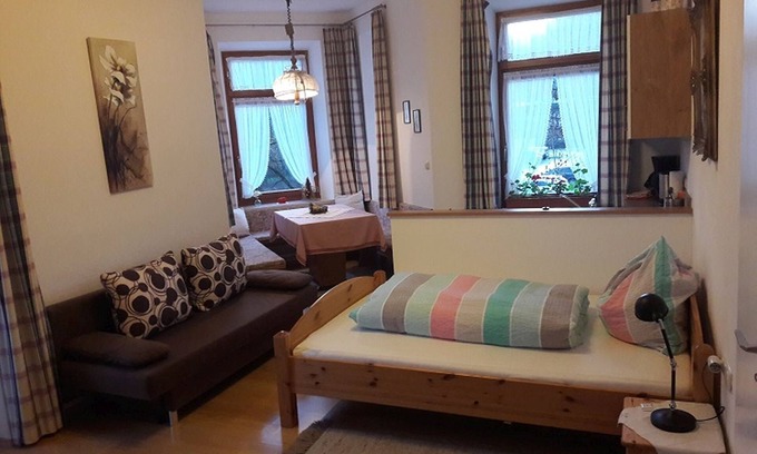 Bad Reichenhall Apartment | Single apartment Lattengebirge, 33sqm, combined living/sleeping area, balcony