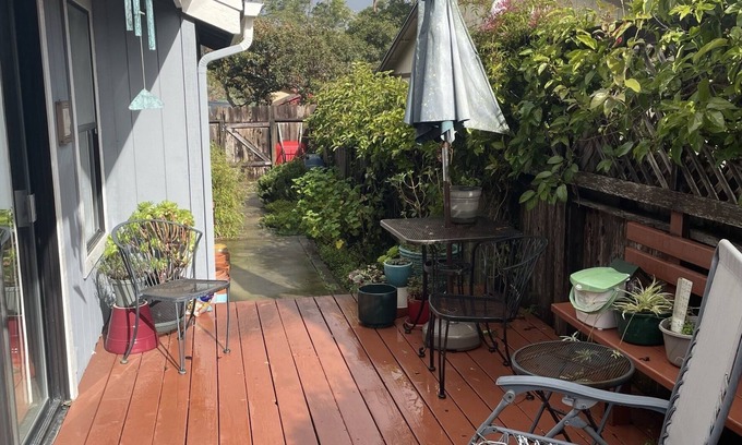 Happy Hill House | Single-Level Retreat on Happy Hill in Cambria - Month Long Stay