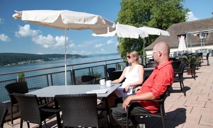 Reichenau Apartment | Single room with a single bed, shower/WC