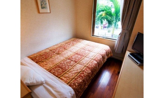 Naha Hotel | Single roomsemidouble bed nonsmoking Okinawa /Naha Okinawa