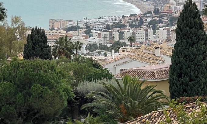 Benalmadena Villa | Single storey villa unoverlooked with breathtaking views over Fuengirola bay