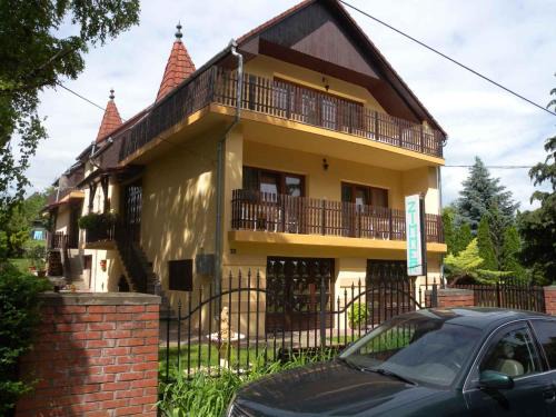 Siofok House | Sio-LÁZÁR