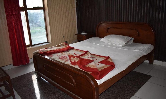 G-7 Sector Hotel | Sitara Hotel