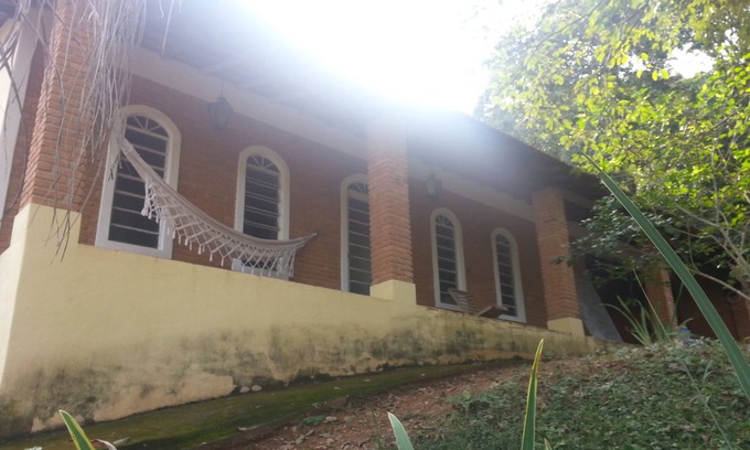 Tuiuti House | Sítio Recanto da Cascata - a place for you to relax with the noise of the water