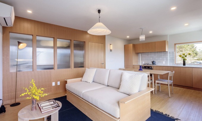 East Hollywood Apartment | SITU Lyman (BRAND NEW LOS FELIZ)
