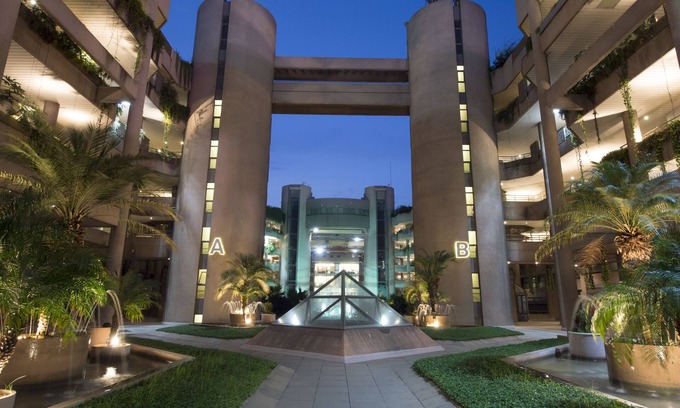 Zouk Mosbeh Hotel | Siwar Center Apartments