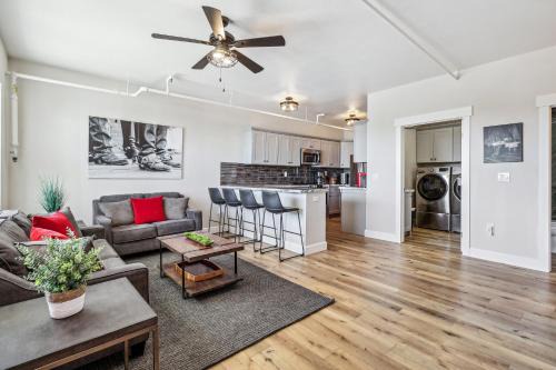 Virginia City Apartment | Ski and Relax Mtn-View Apt with Deck in Virginia City