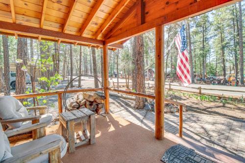Pinetop-Lakeside House | Ski, Hike and Relax Forest-View Haven in Lakeside!