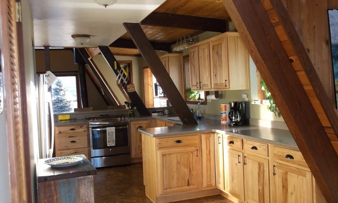 Baderville House | Ski, Hike, Bike, Explore
