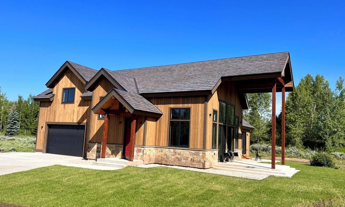 Driggs House | Ski Hill Road, dog friendly dream house