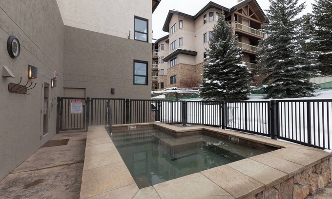 Steamboat Springs Apartment | Ski In/Out, Secure Bike Storage, Hot Tub