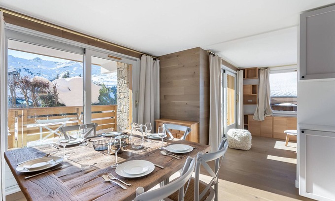 Meribel Apartment | Ski-In/Ski-Out Apartment in Méribel with Terrace, Near Lift