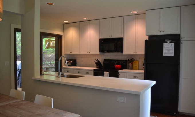 Waitsfield Condo | Ski Mountain Getaway in Heart of Sugarbush&Mad River AVAILABLE FOR SEASON Rental