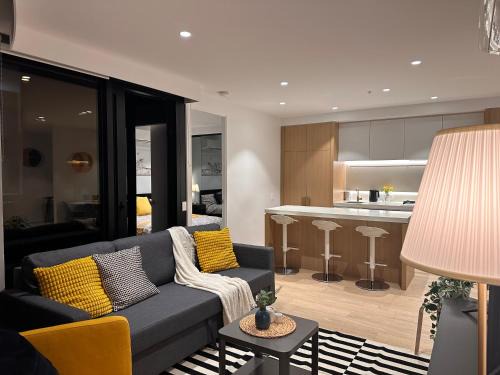 Box Hill Apartment | Sky One Serenity