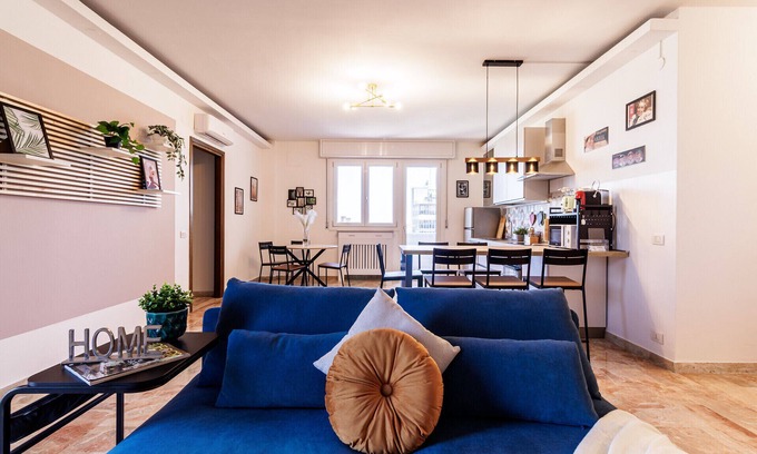 San Faustino-Madonnina-Quattroville Apartment | Skyline Ottavo Cielo