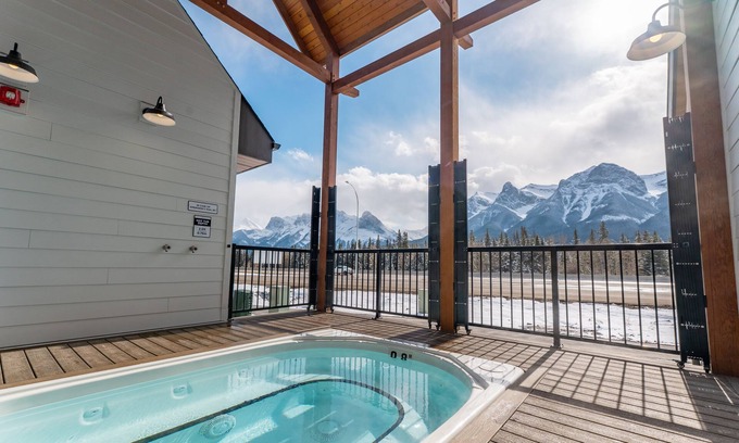 Harvie Heights Condo | Skyridge 401 by Canmore Premier