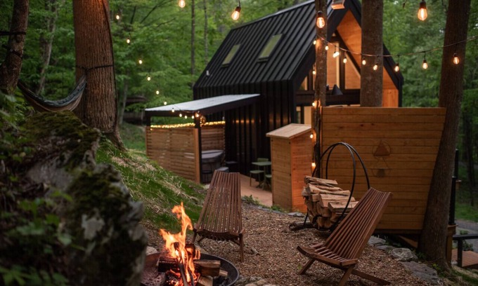 Boone Cabin | Skywatch Cabin, modern retreat