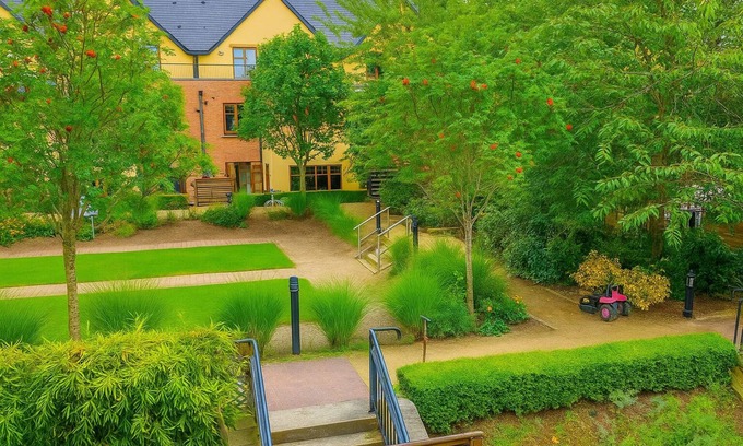 Castleknock Apartment | Slavia !