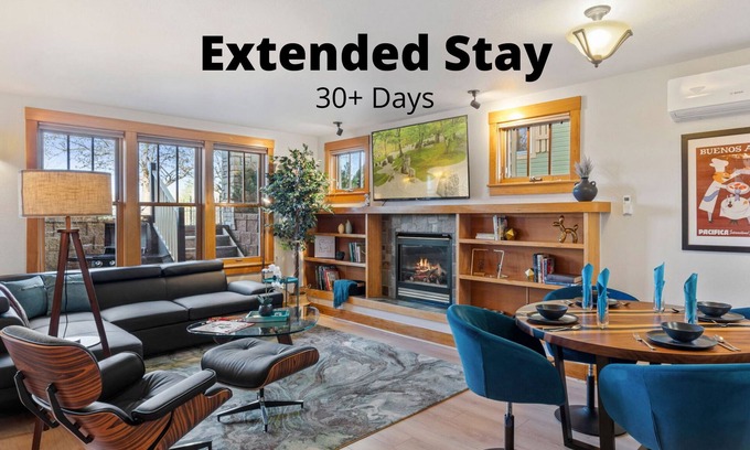 River Rock Condo | Sleek Condo – Near Park, Poudre River and Old Town