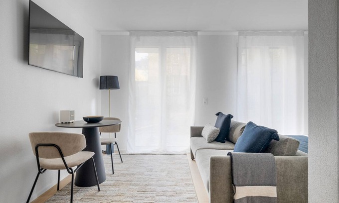 Sihlfeld Apartment | Sleek Wiedikon 1.5 Room w/Storage & W/D, 1 min to Market, by Blueground