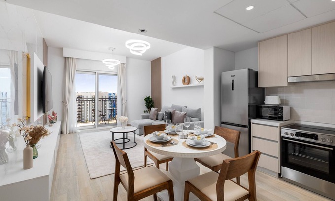 Abu Dhabi Apartment | Sleek Yas Getaway w/Ferrari World & Canal Views