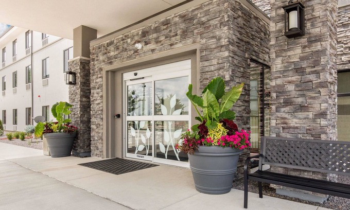 South Jacksonville Hotel | Sleep Inn & Suites South Jacksonville