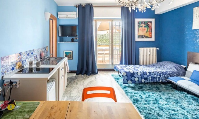 Pigneto Apartment | Sleep with the angels in the eternal city