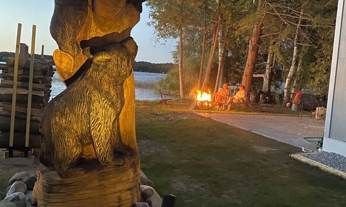 Maple City Cottage | Sleeping Bear Cub Cottages - Two houses directly on Little Traverse Lake!