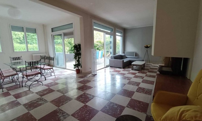 Montreuil Apartment | Sleeps 14, spacious, large terrace.