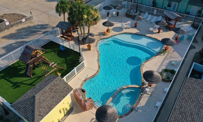 Port Aransas House | Sleeps 18 | 2 Beach Homes w/2 Pools, Playground, Covered Patios | Pirates Bay