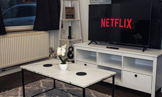 Norwich House | Sleeps 6 free parking central