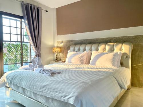 Lampang Hotel | Smaids Room