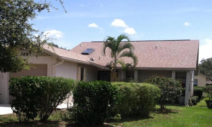 Tropic House | Small family home close to the beach and attractions