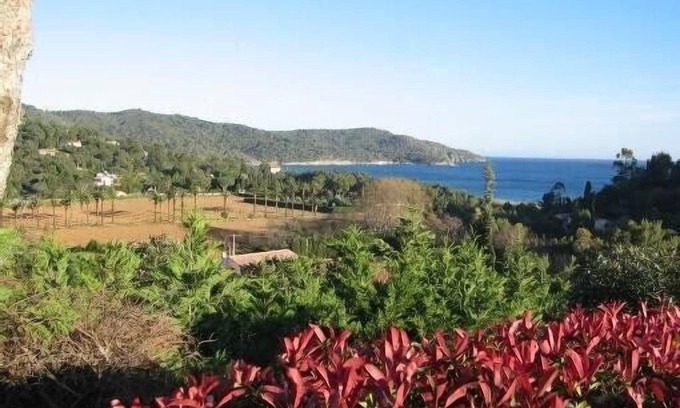 La Croix-Valmer Other | small semi-detached farmhouse in GIGARO sector, very beautiful sea view, walking beaches