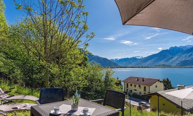 Gera Lario Apartment | Smeraldo by Interhome