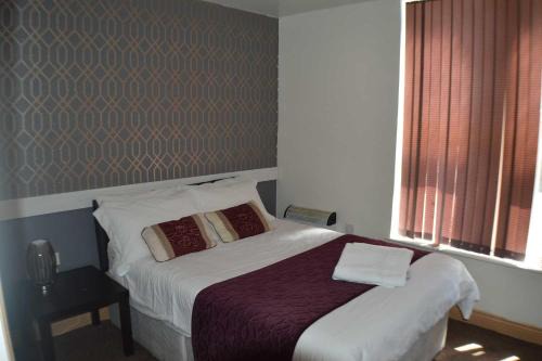 Bradford Apartment | Snooze Apartments