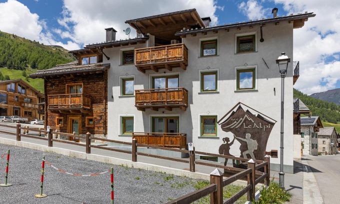 San Rocco Apartment | Snow Mountain Planet Suite House