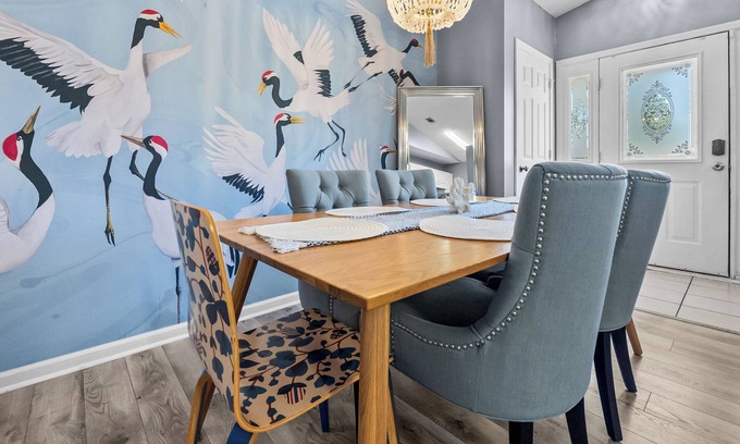 Upper Grand Lagoon Cottage | Snowbird Haven | Pet-Friendly- 4 Min to Beach