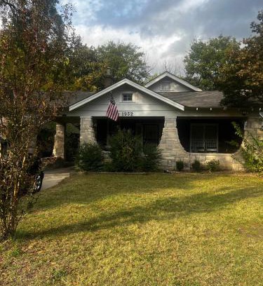 Vollintine-Evergreen House | Snowden Hideaway