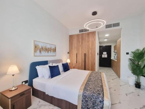 Abu Dhabi Apartment | Snug Studio Near Cleveland Clinic & Downtown