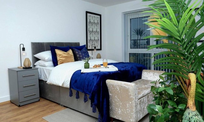 Woolwich Riverside Apartment | Snuggle Inn - Riverside apartment- Woolwich Ferry, Mins to O2 Arena