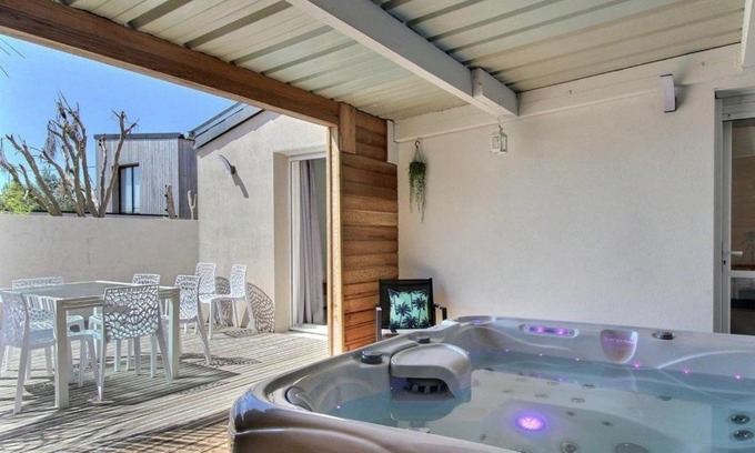 Locmaria-Plouzane House | So Chic Kerfily