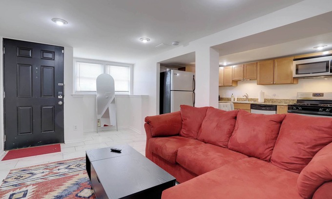 Southeast Apartment | Sojourn Garden Level Home Sleeps 2