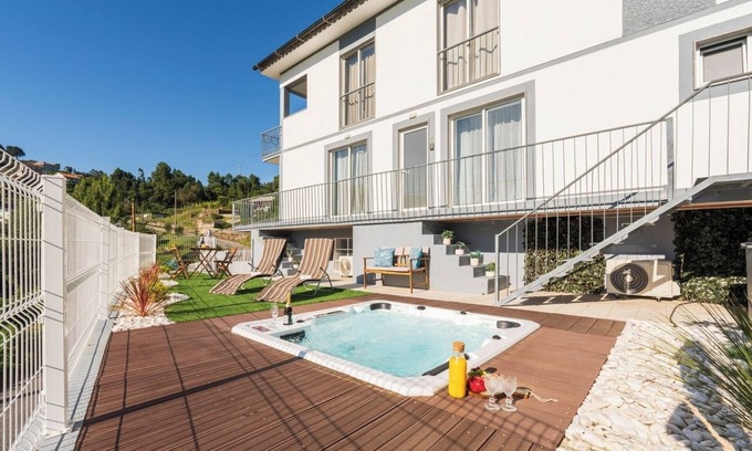 Beijos House | Solar dos Pisões A and C by Host Wise