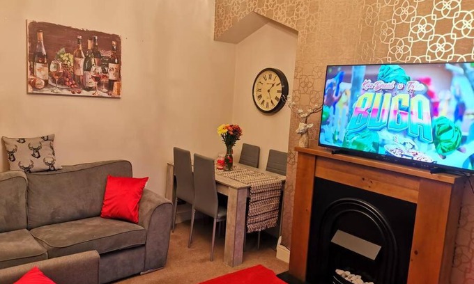 Sunderland Apartment | Sommerset Cottages - 2 BR House